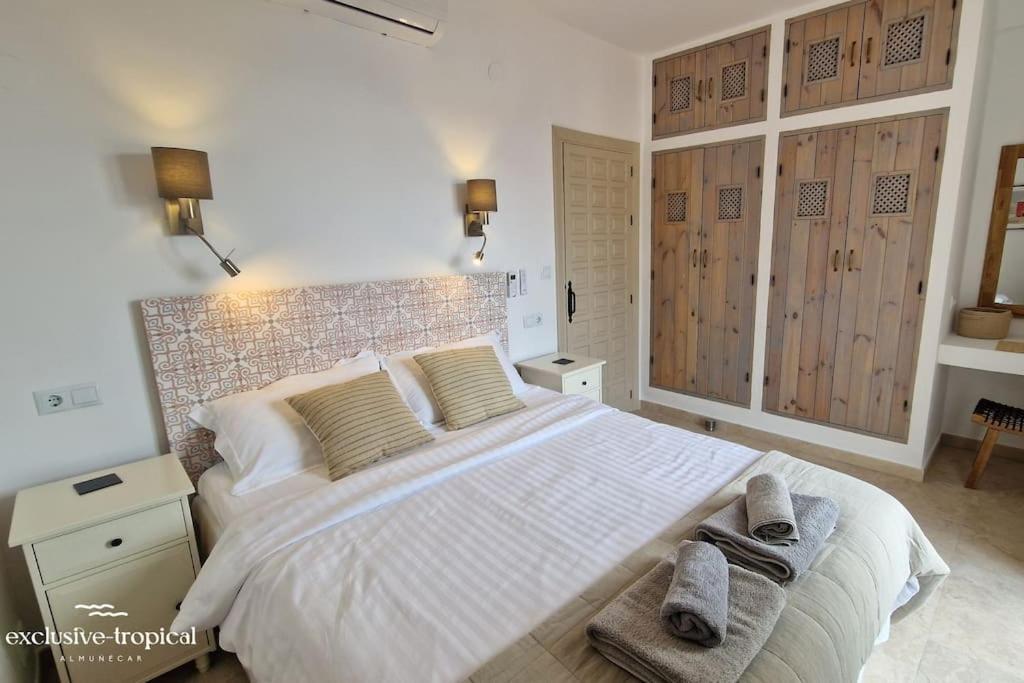 Los Cipreses - Casa Adan Almuñécar Exteriör bild